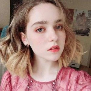 Meet your Posher, Holly